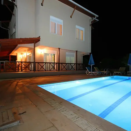 Paradise Town Orchard Villa *
