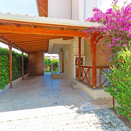 Paradise Town Orchard Villa